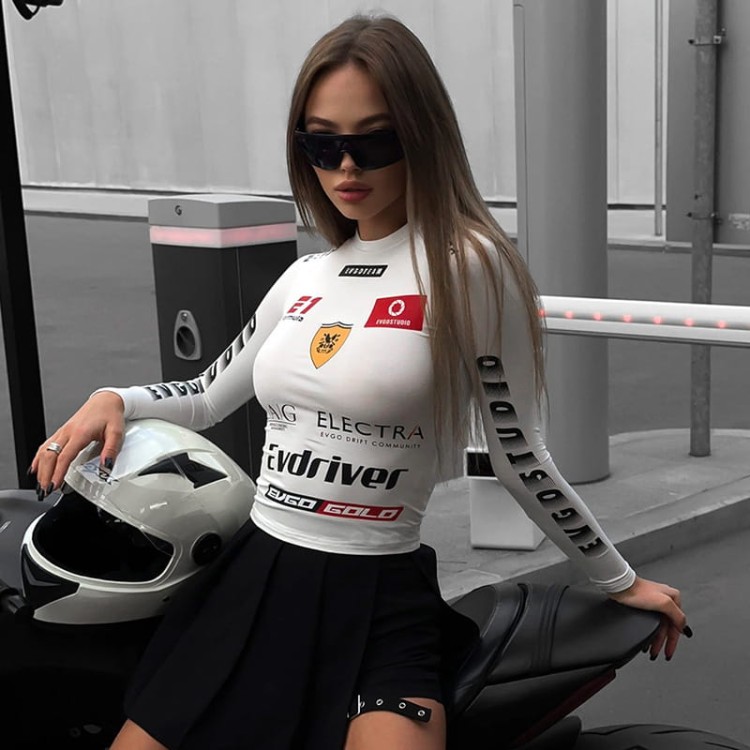 S4390885d116b472695c411b9ac5346a0w.jpg